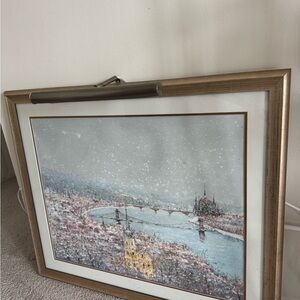 Elegant Framed Cityscape Art with Gold Frame